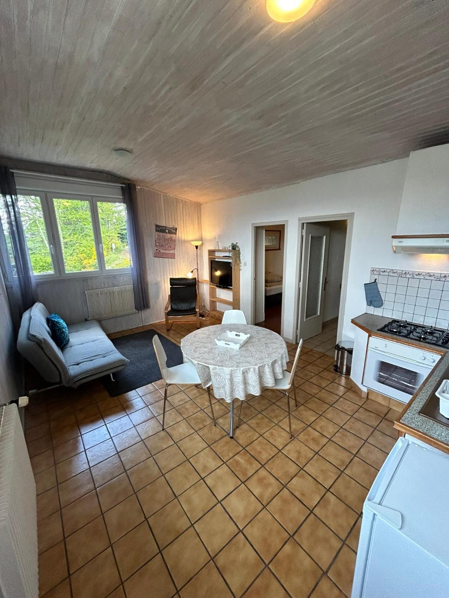 Camping Du Chateau Granges-sur-Vologne Экстерьер фото